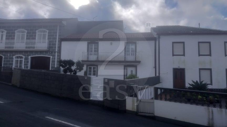 Moradia T2 em Santo Amaro, Angra do Heroísmo