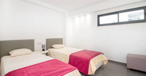 apartamento t2 em monte para férias gordo vista lateral para mar ar condicionado e garagem