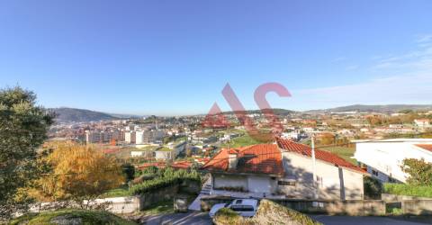 Terreno para construção com 1.000 m2 em São Miguel, Vizela