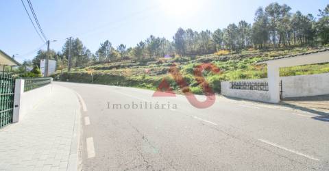 Terreno rústico para construção com 4.227 m2 em Santo Adrião, Vizela