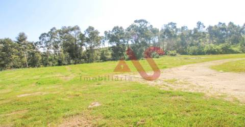 Terreno para construção com 750 m2 em Regilde, Felgueiras