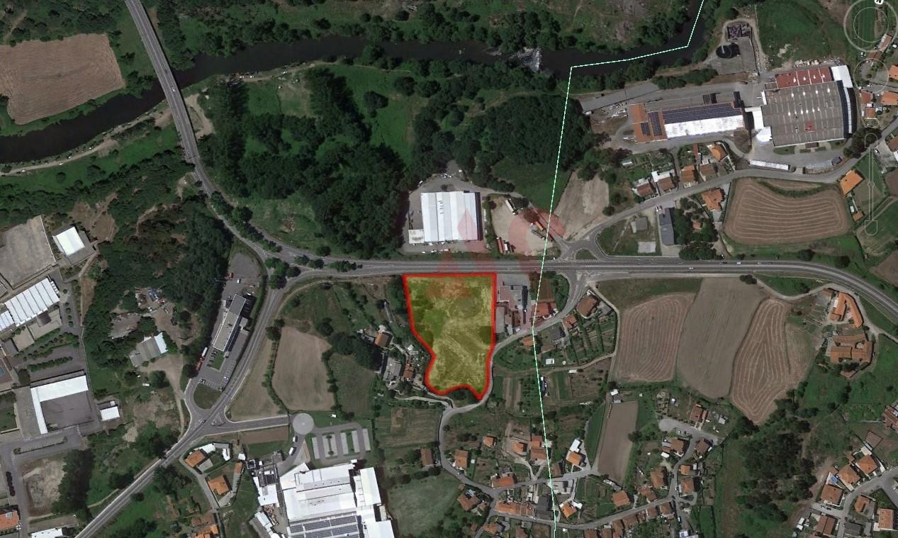 Terreno para construção com 9190 m2 em Riba de Ave