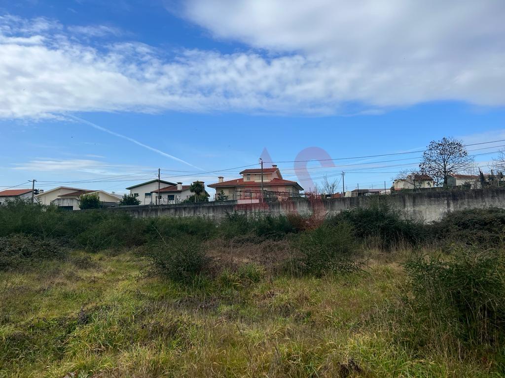 Terreno para construção com 10485 m2 em Aves, Santo Tirso