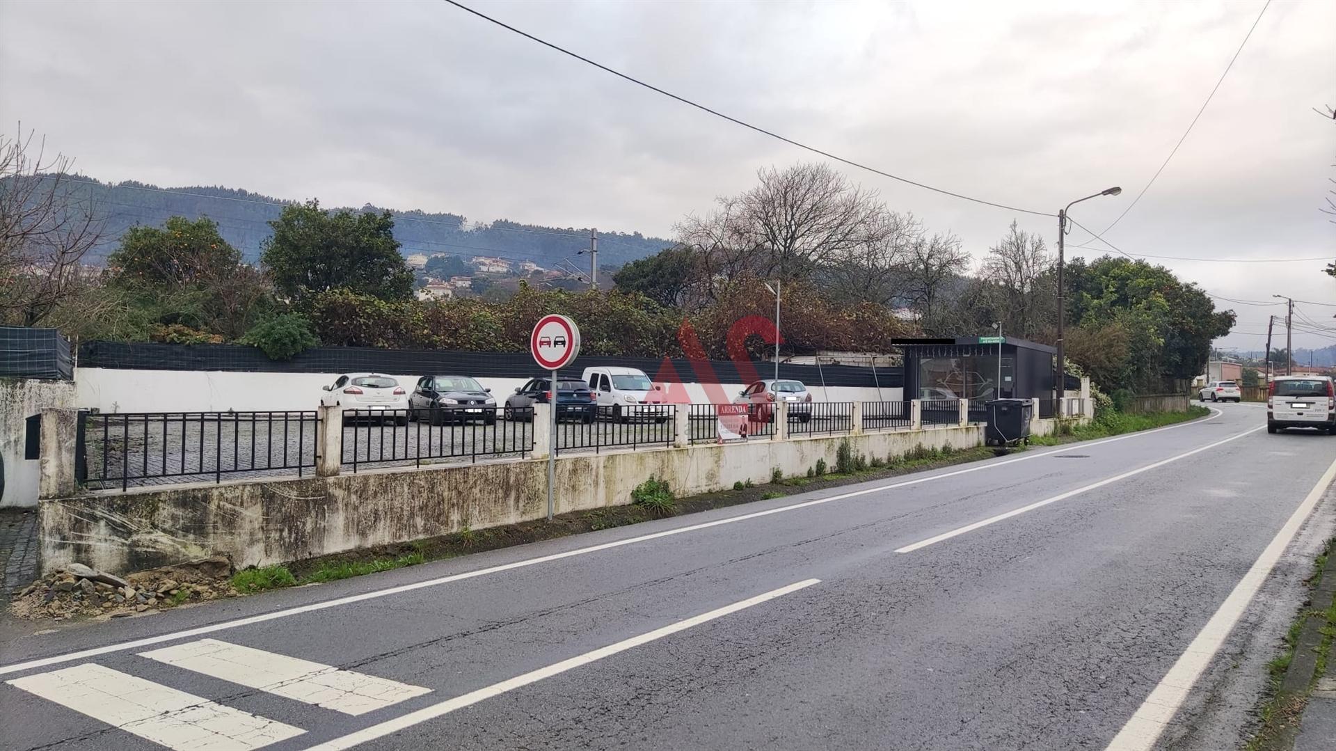 Espaço comercial em Carapeços, Barcelos