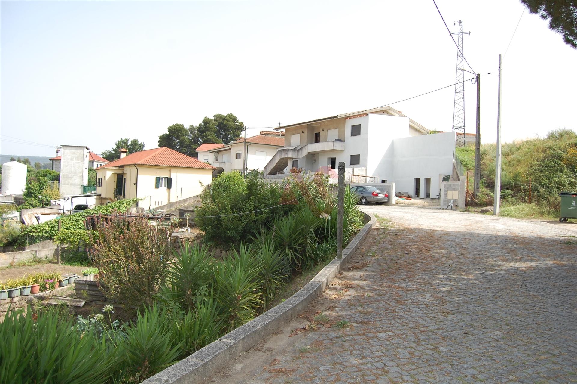 Terreno para construção com 663.50 m2 em S. Martinho do Campo, Santo Tirso