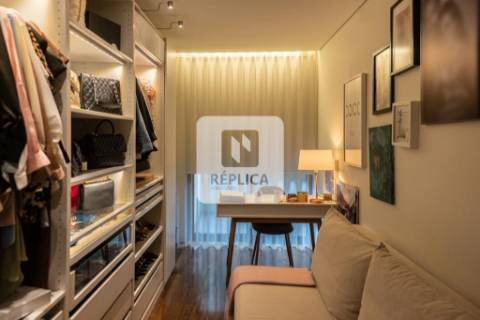 Apartamento T3 com Terraço na Foz do Douro