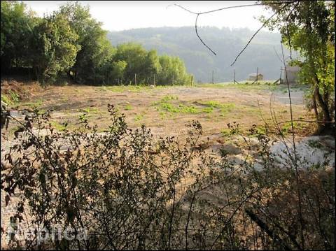 Terreno para construção de Moradia T3 em Gondomar (com estudo prévio)