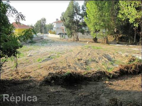 Terreno para construção de Moradia T3 em Gondomar (com estudo prévio)