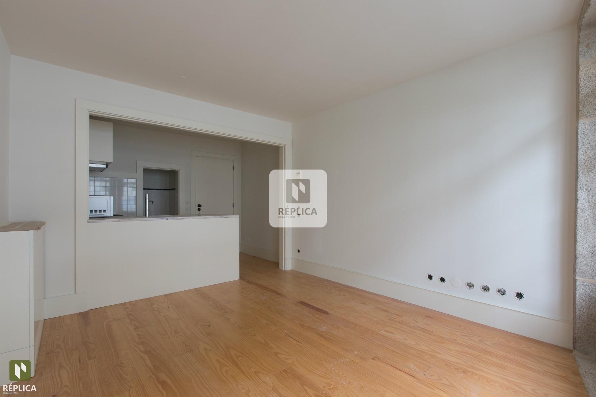 Apartamento T1 Duplex na Baixa