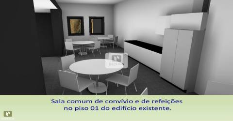 Prédio em São Mamede Infesta