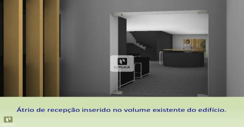 Prédio em São Mamede Infesta