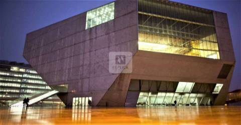 Loja à Avenida da Boavista