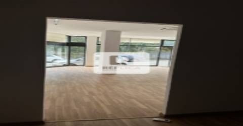 Loja à Avenida da Boavista