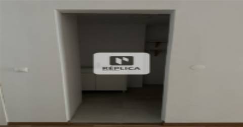 Loja à Avenida da Boavista