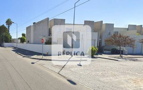 Lote de Terreno  Venda em Castêlo da Maia,Maia