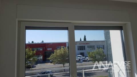 Loja  Venda em Repeses e São Salvador,Viseu