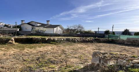 Lote de Terreno  Venda em Abraveses,Viseu