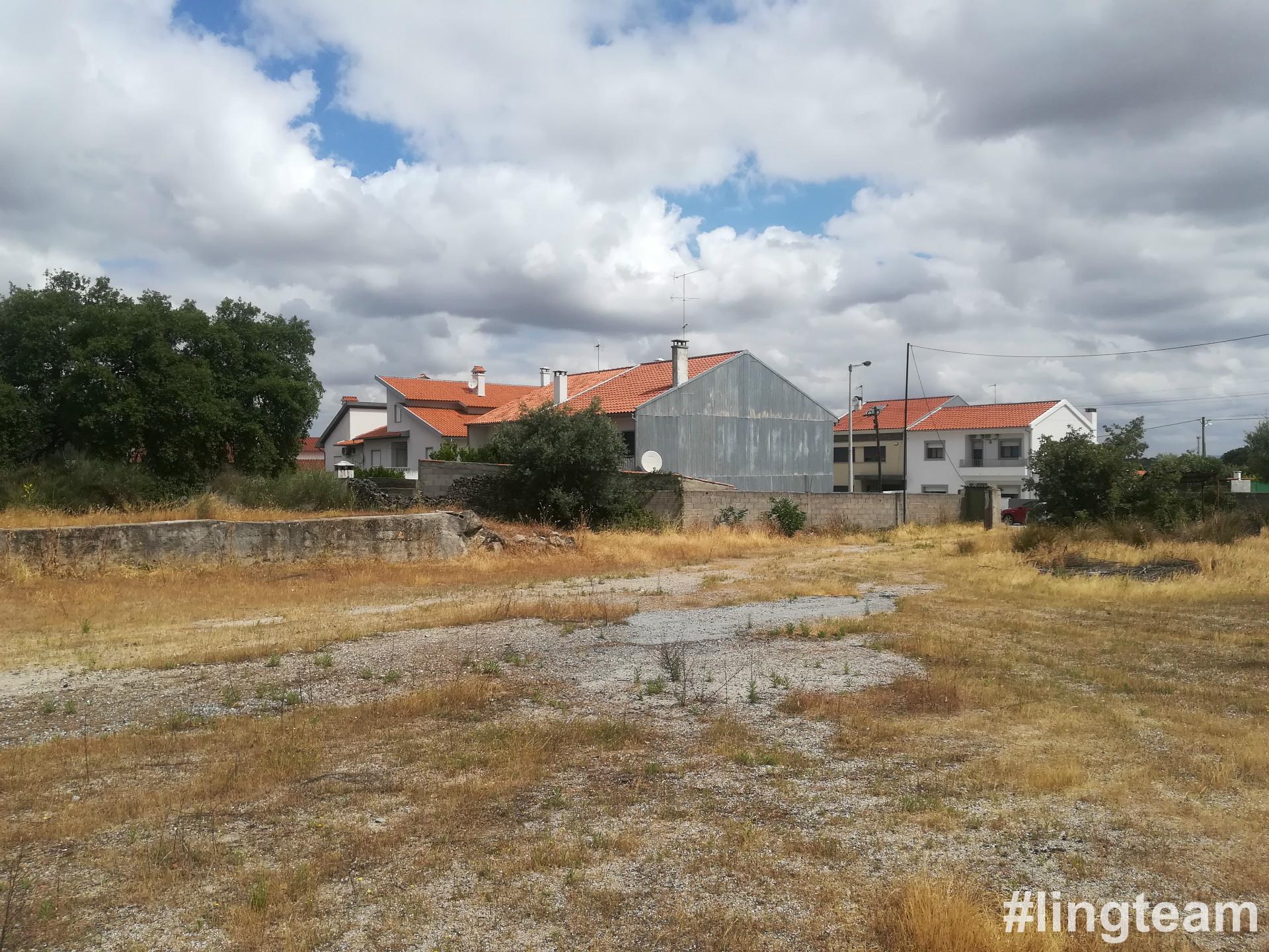 Lote de terreno com 28.842,60m2 em Alcains