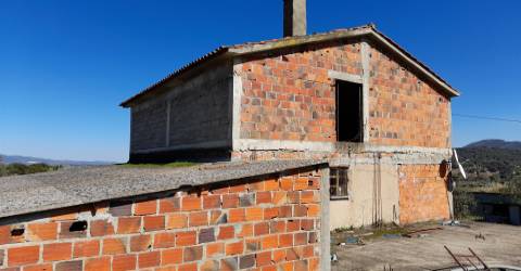 Quinta com 3.3ha no Telhado, Fundão - Portugal