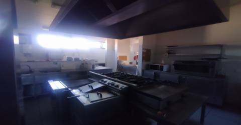 restaurante em Idanha-a-nova com 2250 m2.