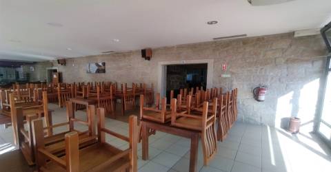 restaurante em Idanha-a-nova com 2250 m2.