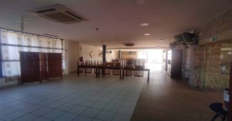 restaurante em Idanha-a-nova com 2250 m2.