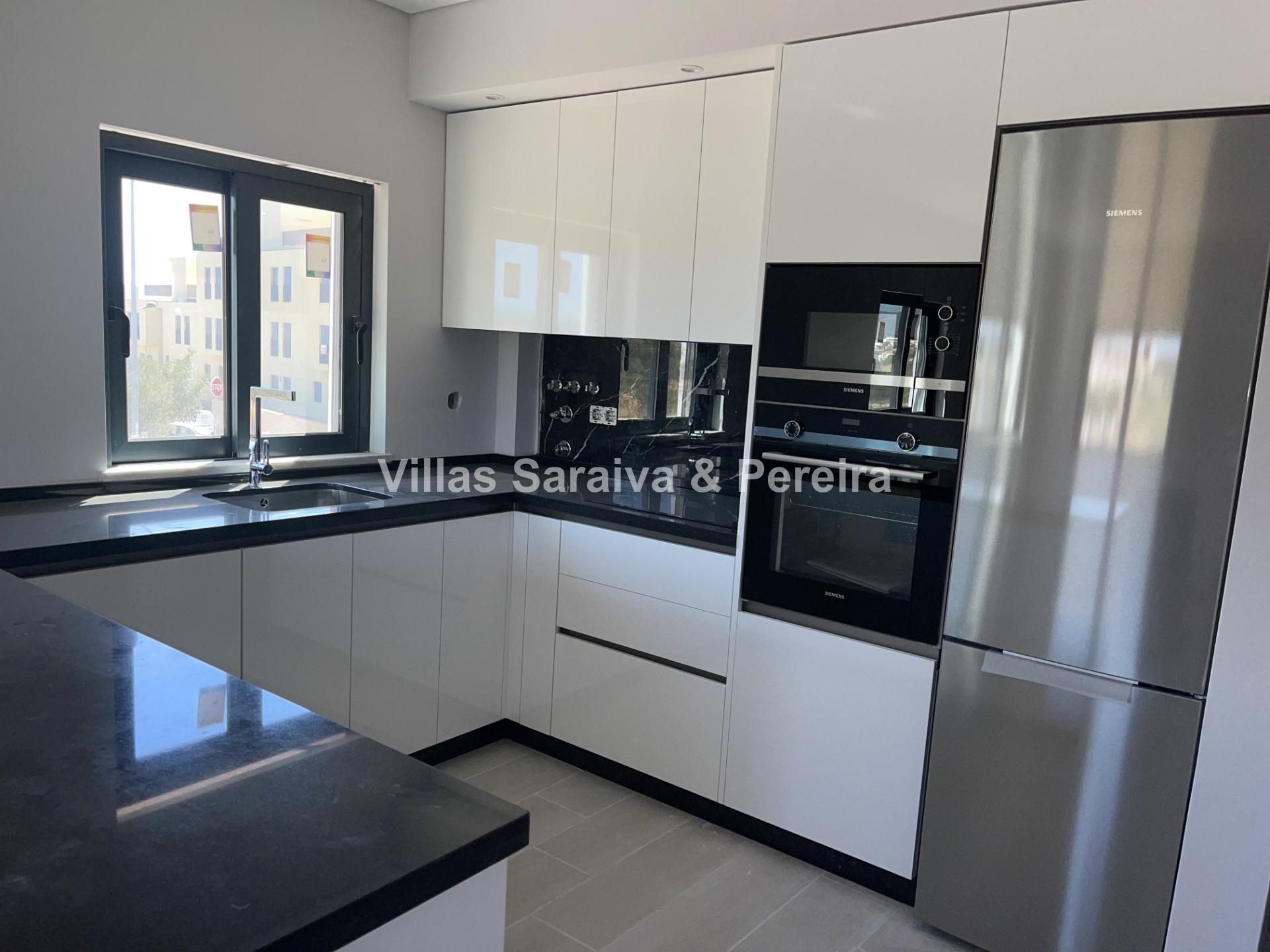 Apartamento T1 Venda em Quelfes,Olhão