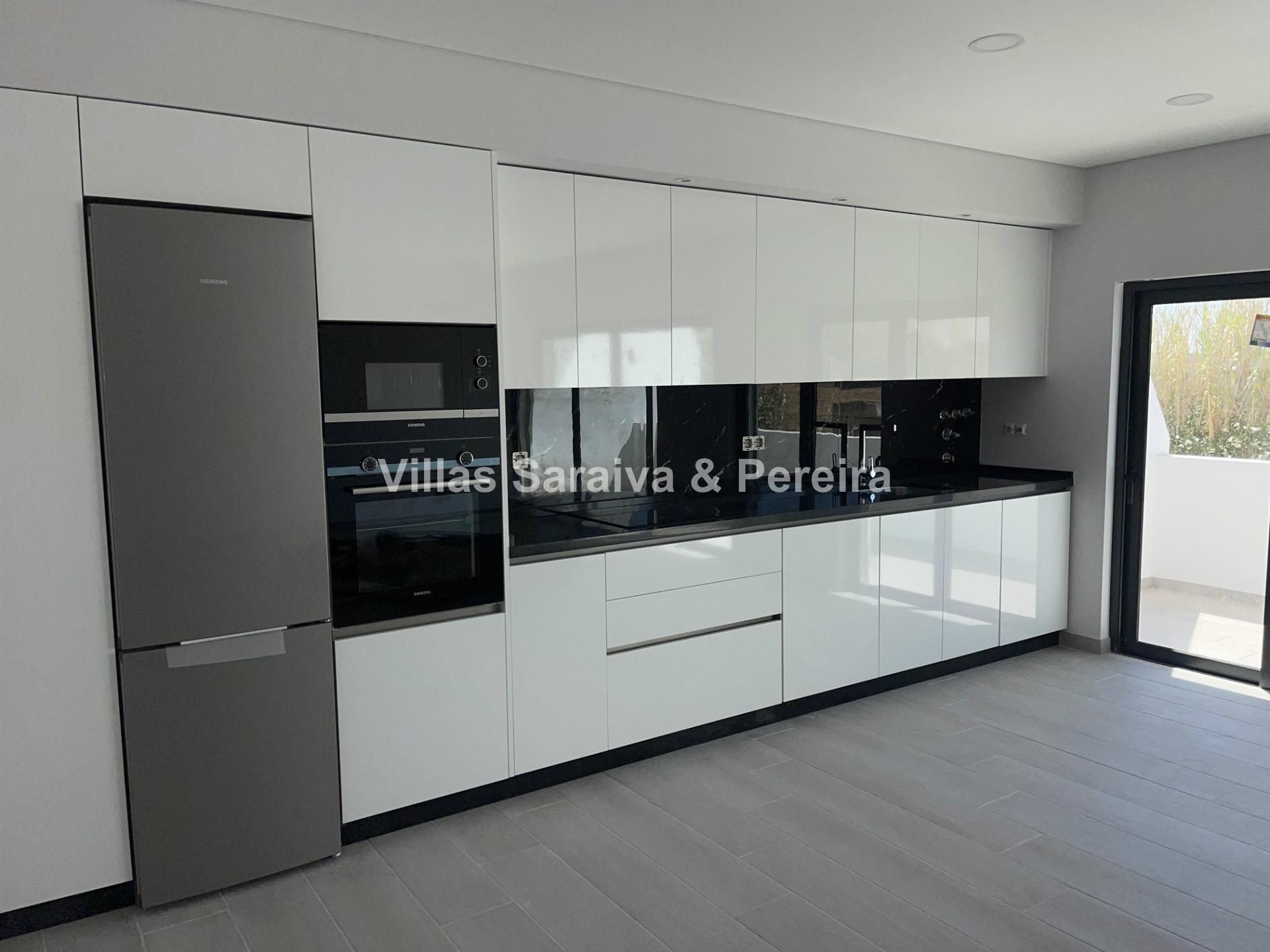 Apartamento T2 Venda em Quelfes,Olhão