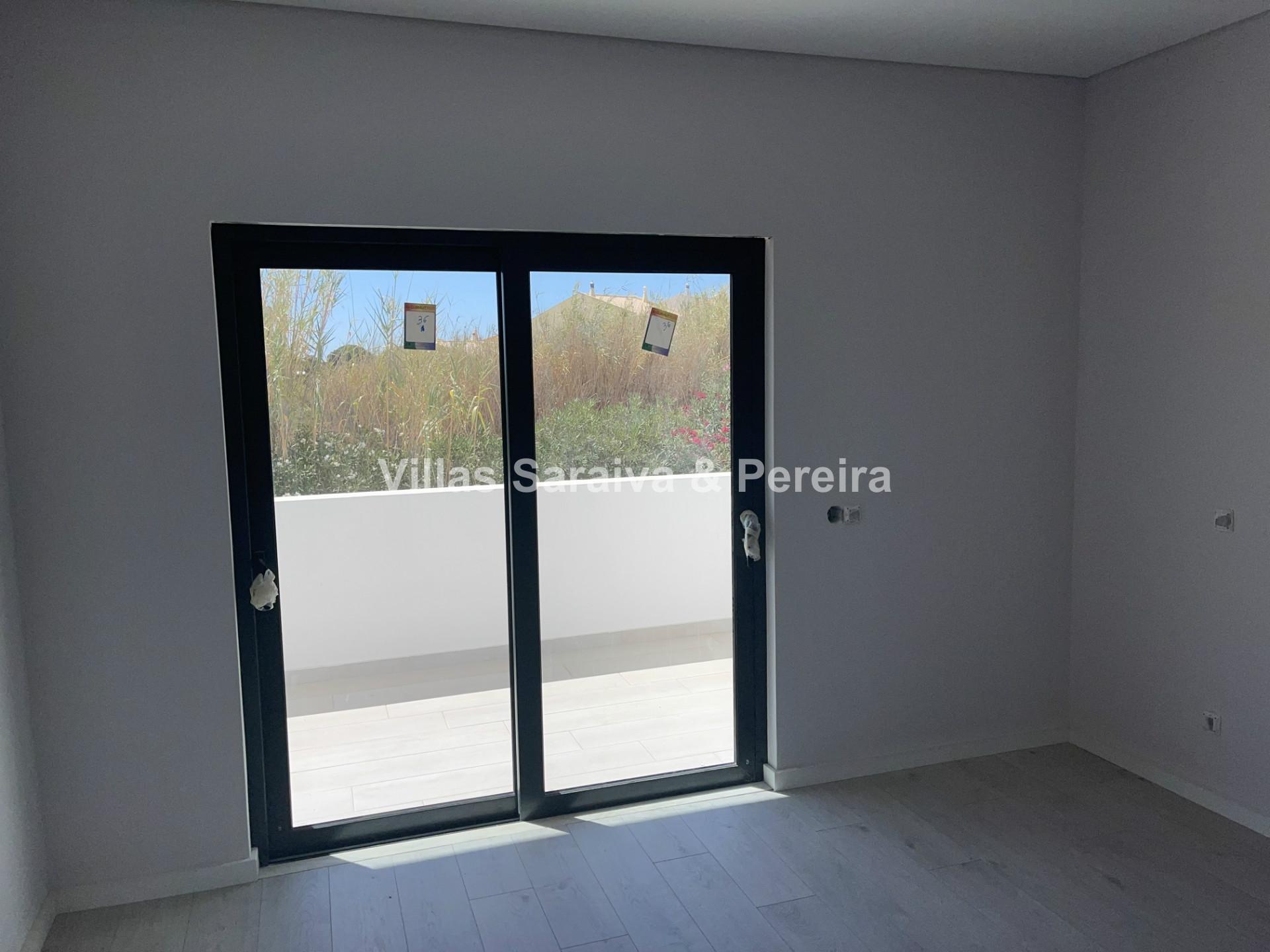 Apartamento T2 Venda em Quelfes,Olhão