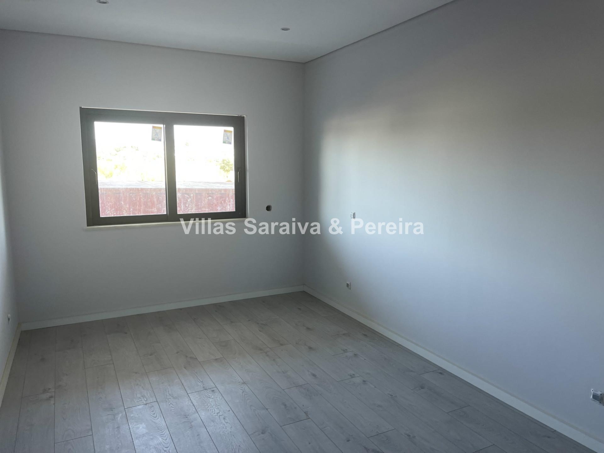 Apartamento T1 Venda em Quelfes,Olhão