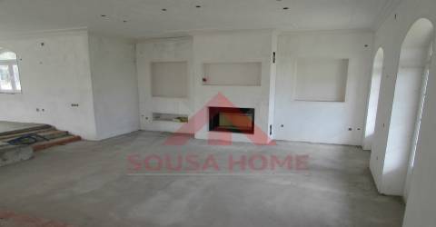 Moradia Isolada T6 Venda em Juncal,Porto de Mós