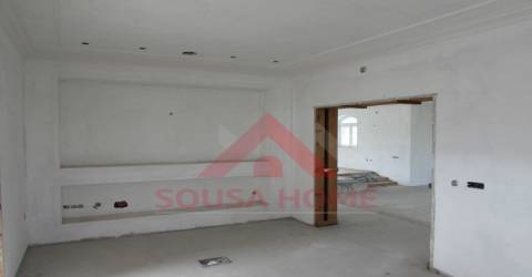 Moradia Isolada T6 Venda em Juncal,Porto de Mós