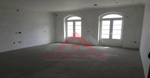 Moradia Isolada T6 Venda em Juncal,Porto de Mós