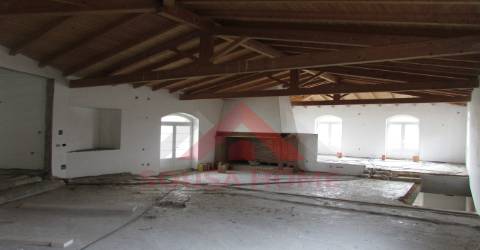 Moradia Isolada T6 Venda em Juncal,Porto de Mós