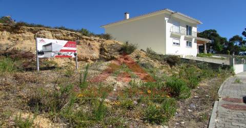 LOTE C/ Projecto Aprovado Moradia - Telheiro