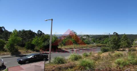 LOTE C/ Projecto Aprovado Moradia - Telheiro