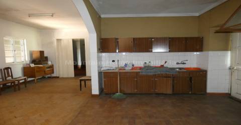 Moradia T5 Venda em Lagares,Oliveira do Hospital