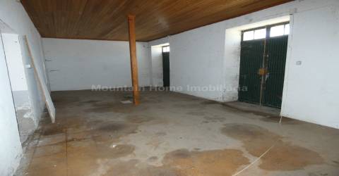 Moradia T5 Venda em Lagares,Oliveira do Hospital