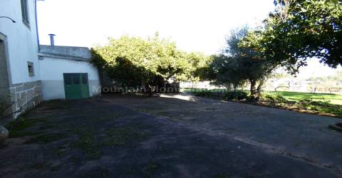 Moradia T5 Venda em Lagares,Oliveira do Hospital