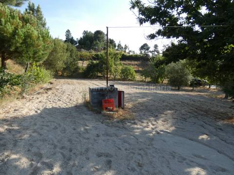 Moradia T3 Venda em Linhares,Celorico da Beira