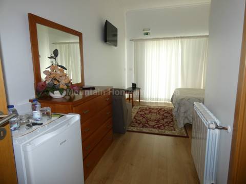 Hotel T3 Venda em Linhares,Celorico da Beira