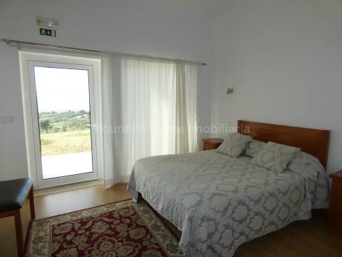 Hotel T3 Venda em Linhares,Celorico da Beira