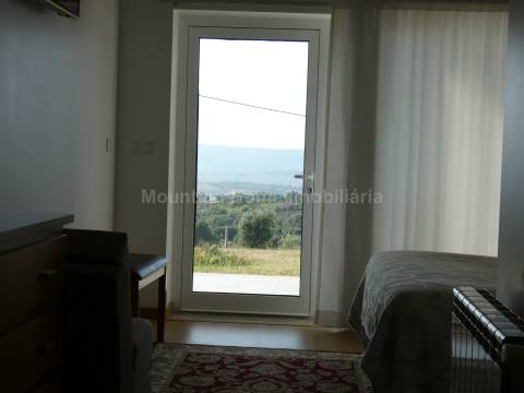 Hotel T3 Venda em Linhares,Celorico da Beira