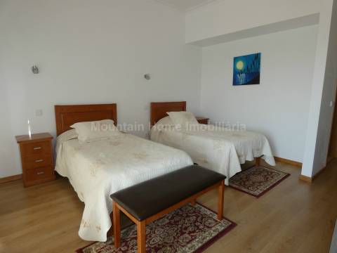 Hotel T3 Venda em Linhares,Celorico da Beira