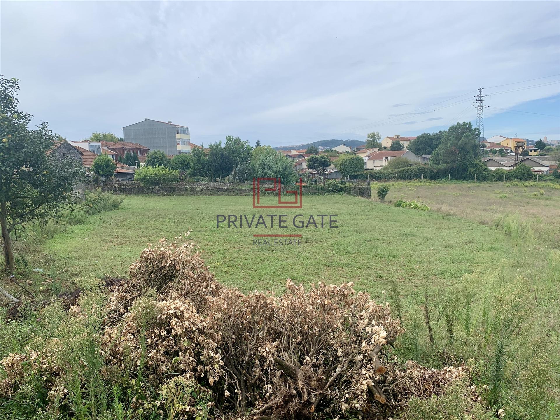 Terreno  Venda em Gondomar (São Cosme), Valbom e Jovim,Gondomar