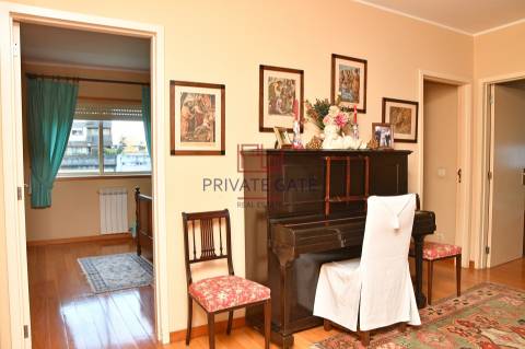 Apartamento T5+1  Foz do Douro