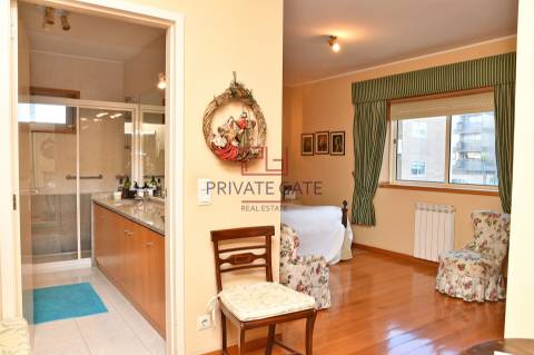 Apartamento T5+1  Foz do Douro