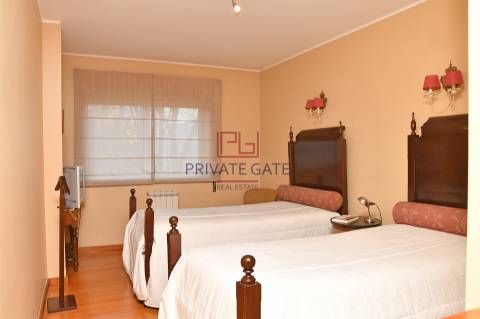 Apartamento T5+1  Foz do Douro
