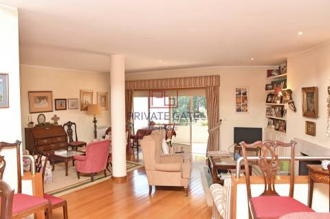 Apartamento T5+1  Foz do Douro