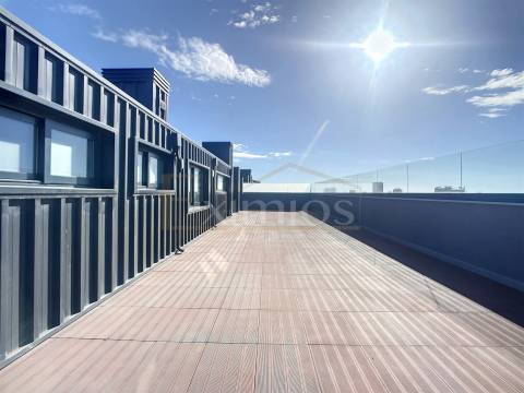 Apartamento T4 novo na Póvoa de Varzim